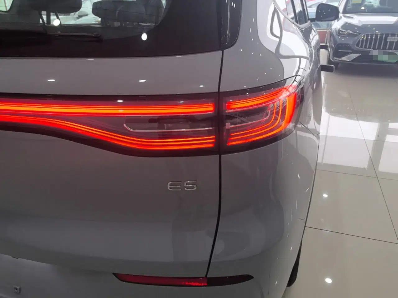 Geely Galaxy E5 2026 Model 530km Launch Edition — миниатюра 7