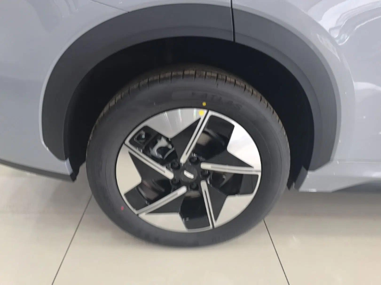 Geely Galaxy E5 2026 Model 530km Launch Edition — миниатюра 10