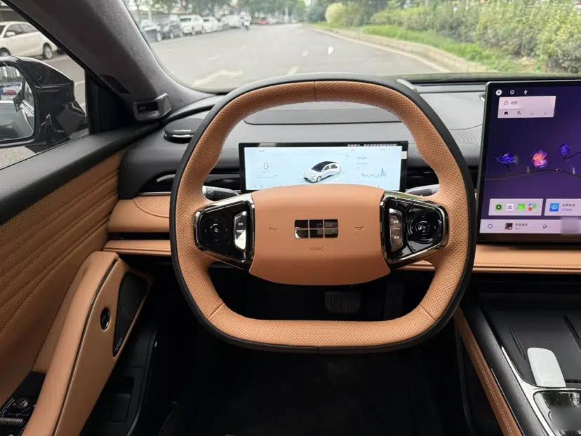 Geely Galaxy 8 2025 130km EM-P Starship Edition — миниатюра 13
