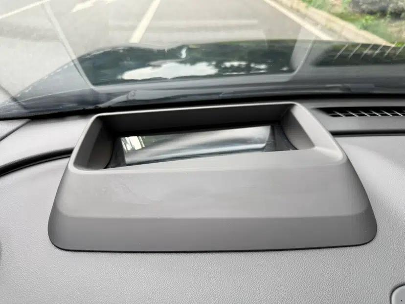 Geely Galaxy 8 2025 130km EM-P Starship Edition — миниатюра 25