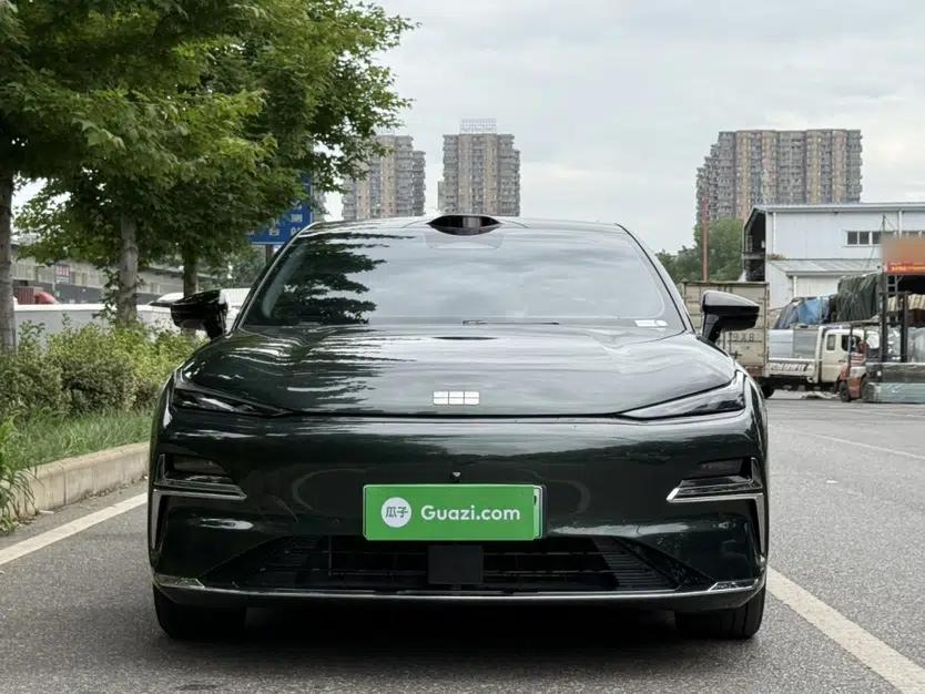 Geely Galaxy 8 2025 130km EM-P Starship Edition — миниатюра 6