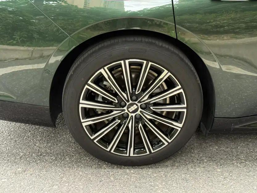 Geely Galaxy 8 2025 130km EM-P Starship Edition — миниатюра 8