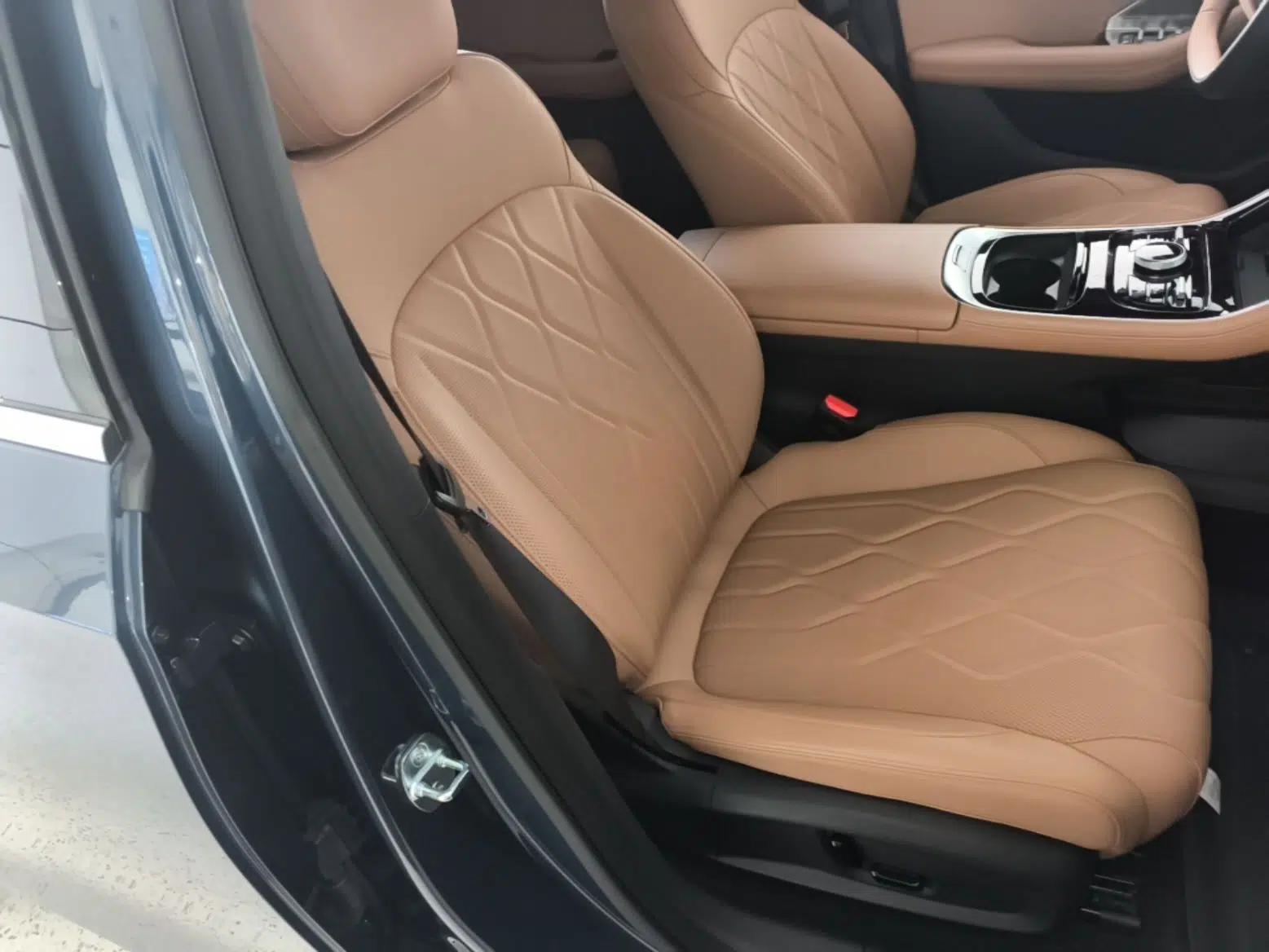Geely Galaxy A7 2025 Model EM-i 150km Starship Edition — миниатюра 23