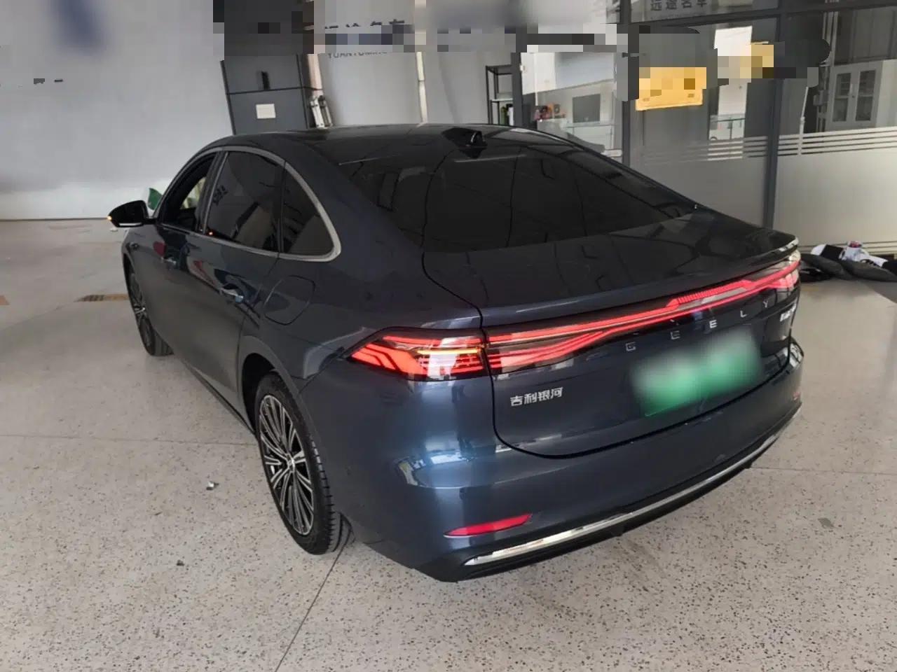 Geely Galaxy A7 2025 Model EM-i 150km Starship Edition — миниатюра 4