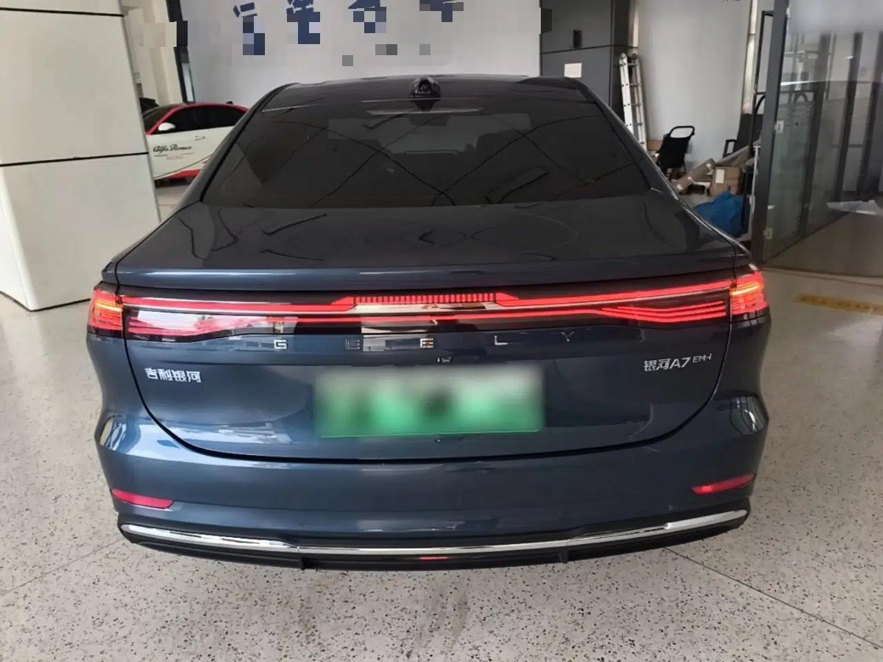 Geely Galaxy A7 2025 Model EM-i 150km Starship Edition — миниатюра 5