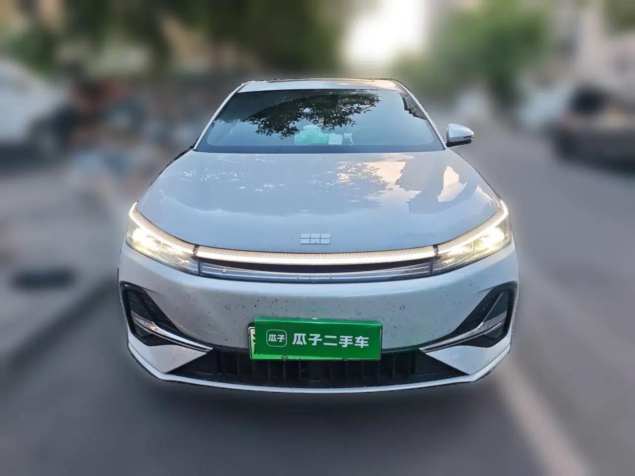 Geely Galaxy A7 2025 Model EM-i 70km Exploration Edition — миниатюра 2