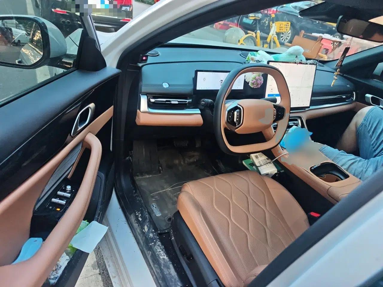 Geely Galaxy A7 2025 Model EM-i 70km Exploration Edition — миниатюра 17