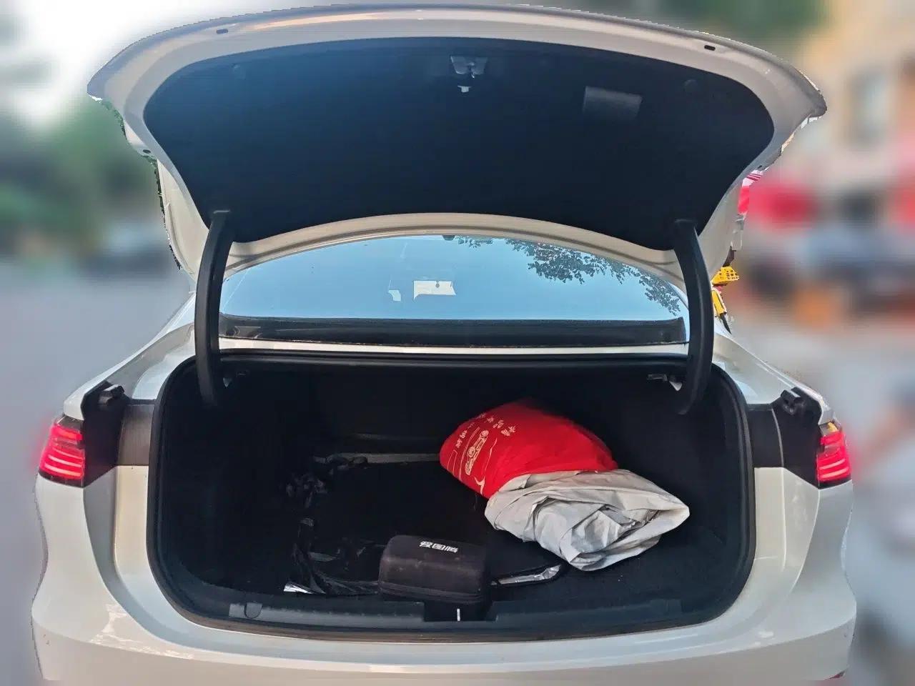 Geely Galaxy A7 2025 Model EM-i 70km Exploration Edition — миниатюра 20
