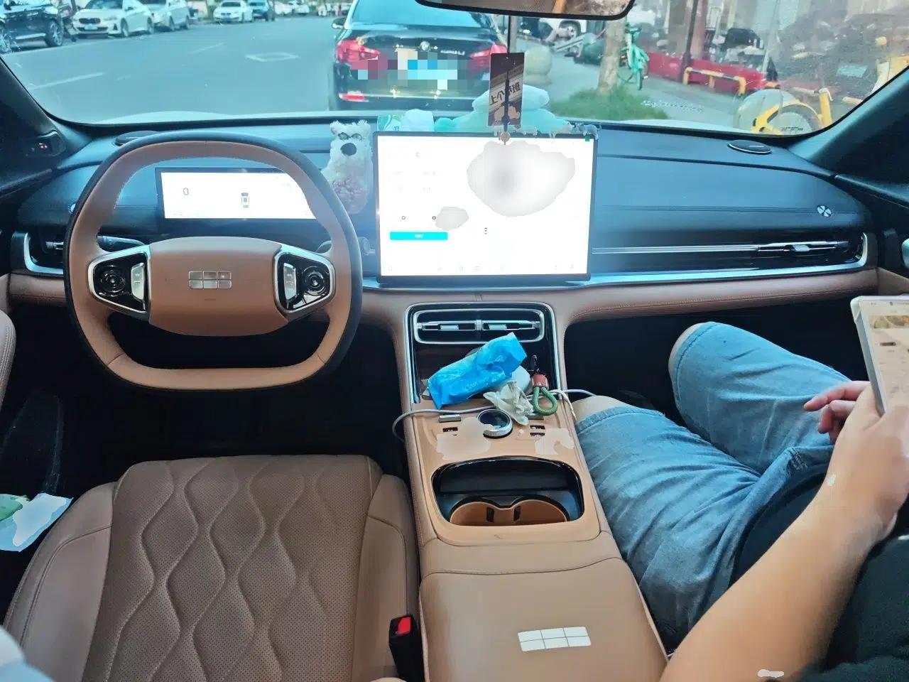 Geely Galaxy A7 2025 Model EM-i 70km Exploration Edition — миниатюра 10