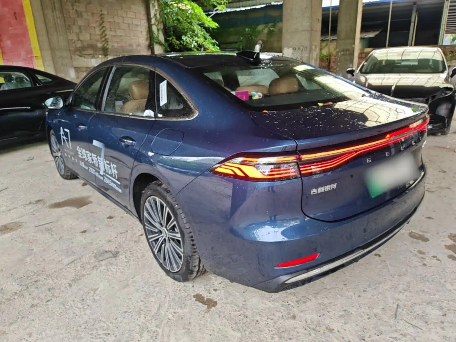 Geely Galaxy A7 2025 Model EM-i 150km Starship Edition — миниатюра 4