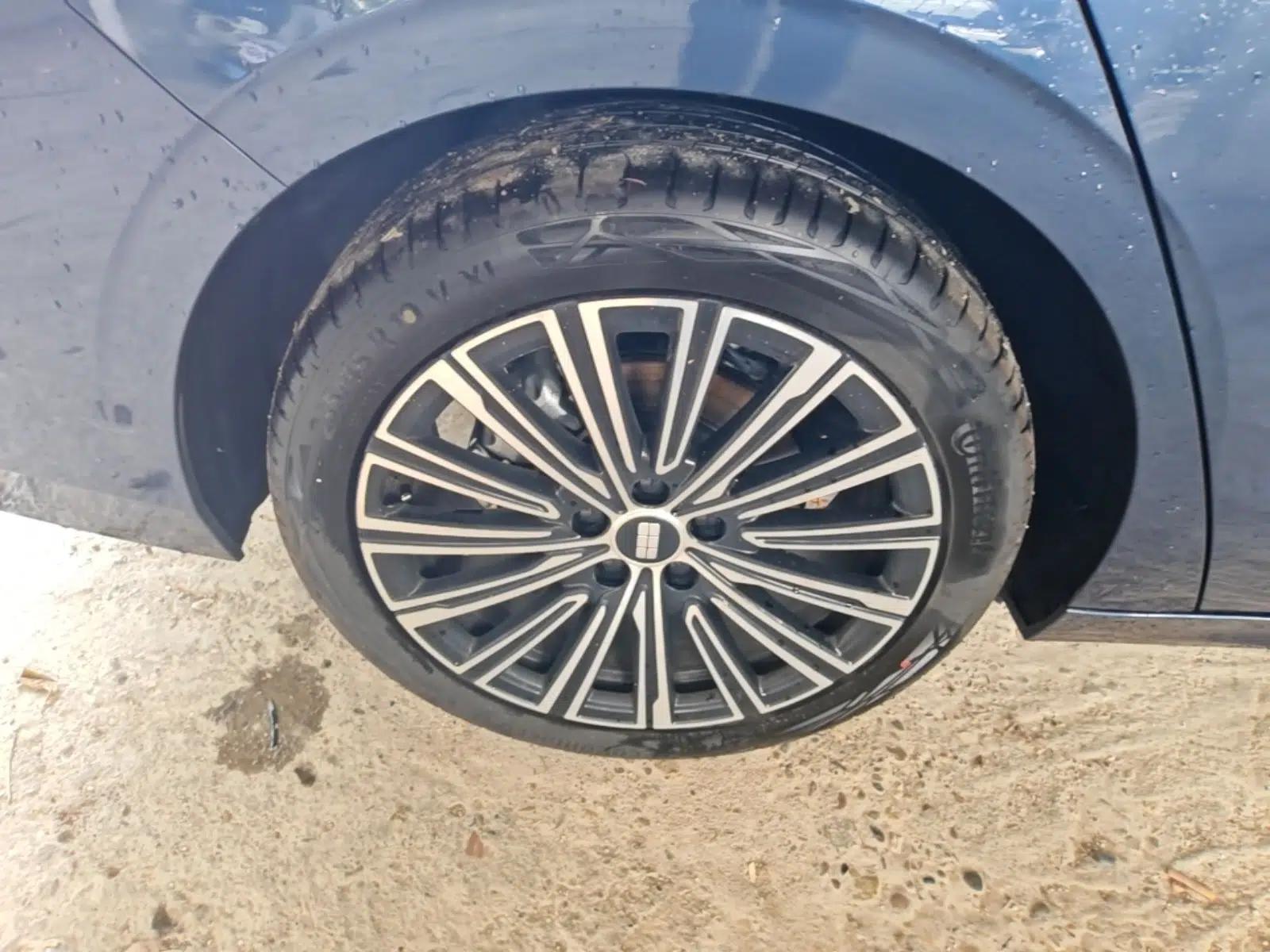Geely Galaxy A7 2025 Model EM-i 150km Starship Edition — миниатюра 10