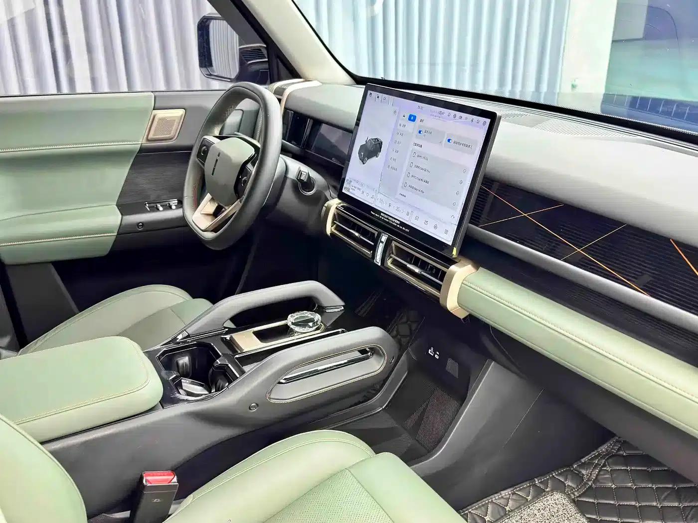 iCAR 03 2024 Model 472km Four-Wheel Drive Long Range Version — миниатюра 13