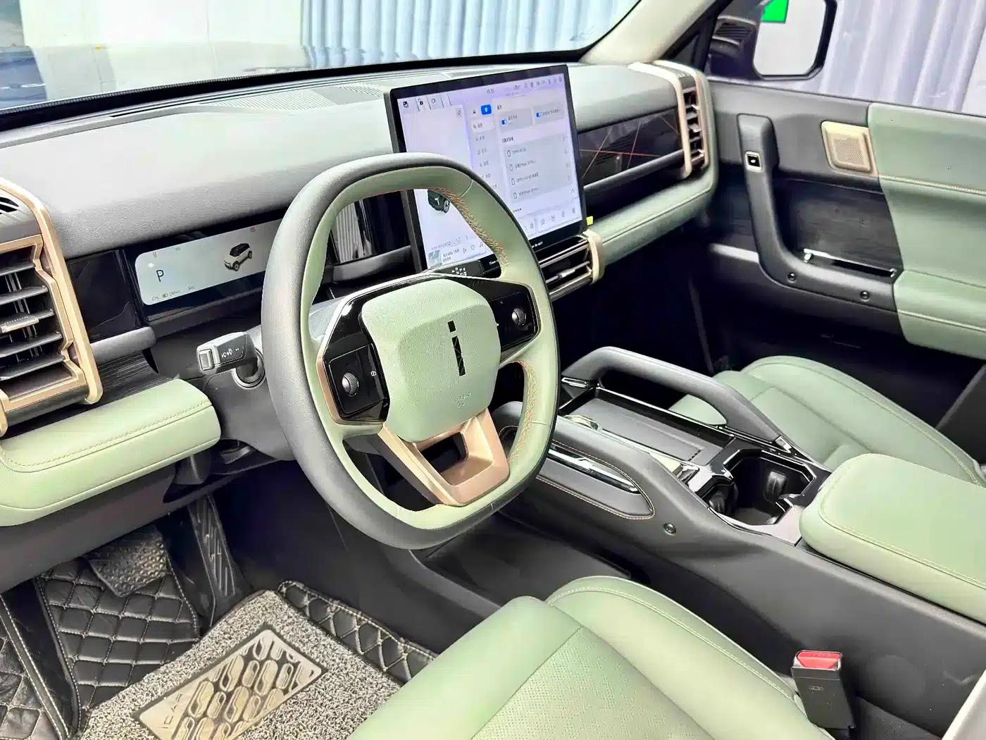 iCAR 03 2024 Model 472km Four-Wheel Drive Long Range Version — миниатюра 8