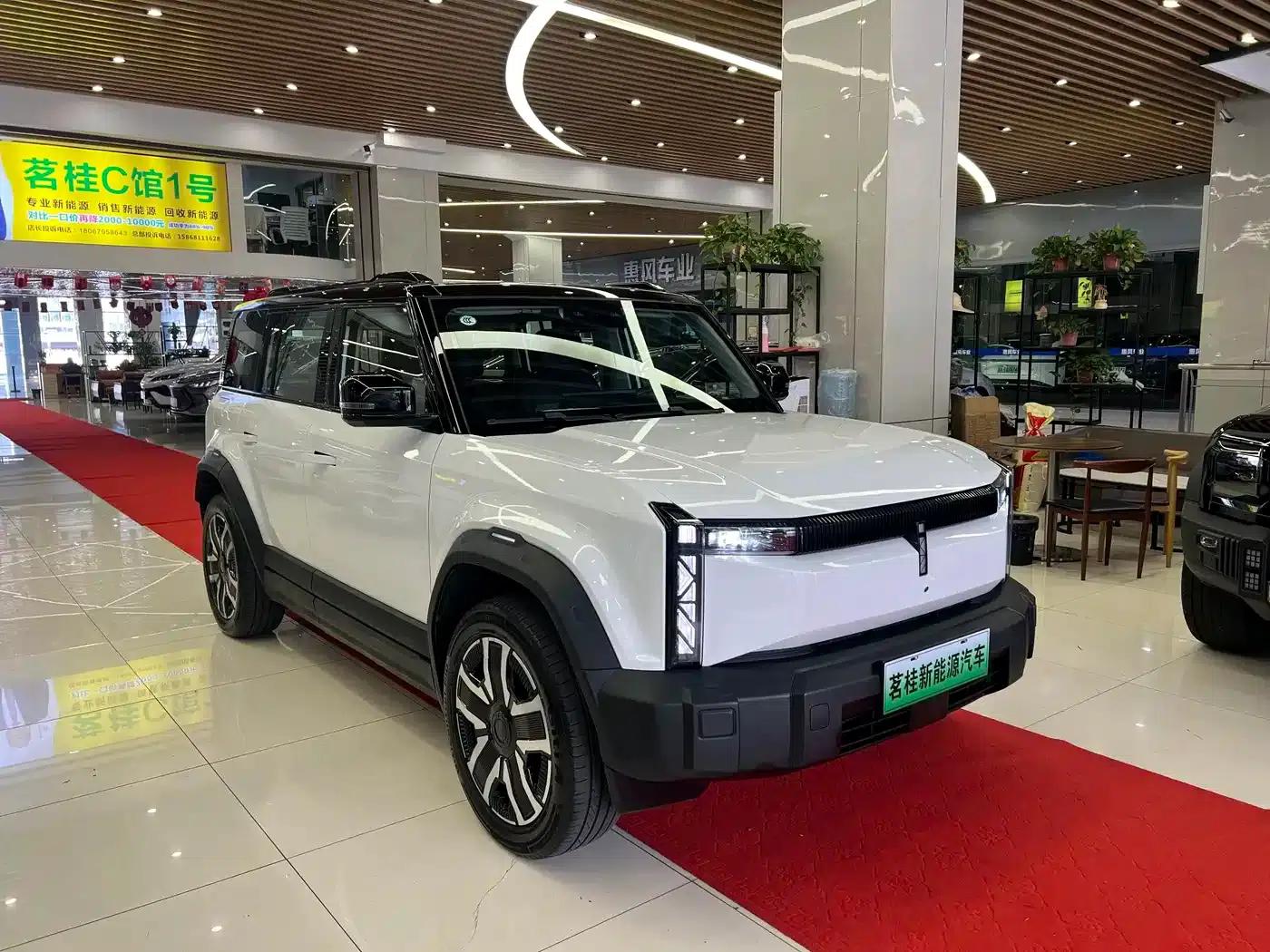 iCAR 03 2024 Model 472km Four-Wheel Drive Long Range Version — миниатюра 3