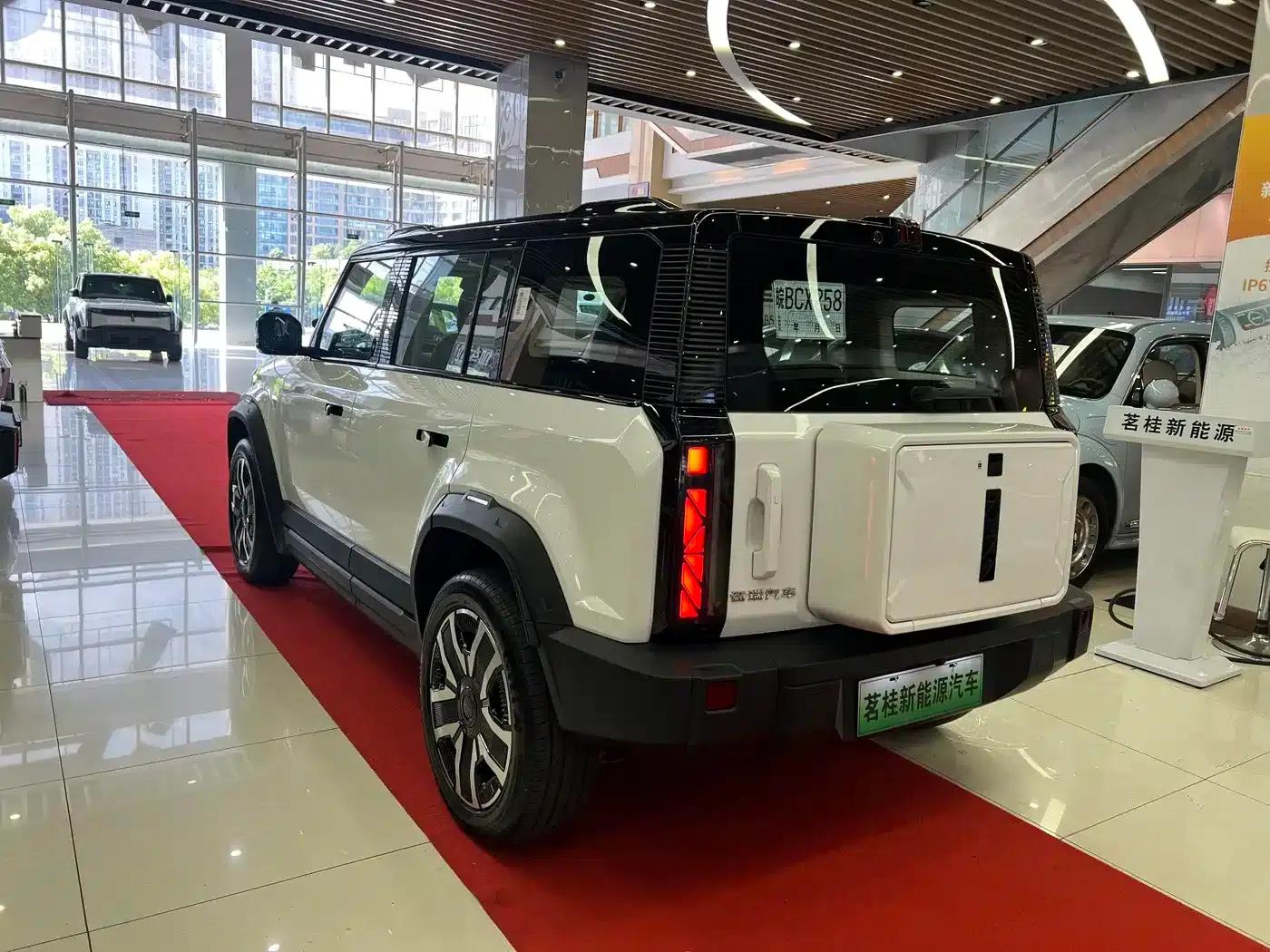 iCAR 03 2024 Model 472km Four-Wheel Drive Long Range Version — миниатюра 4