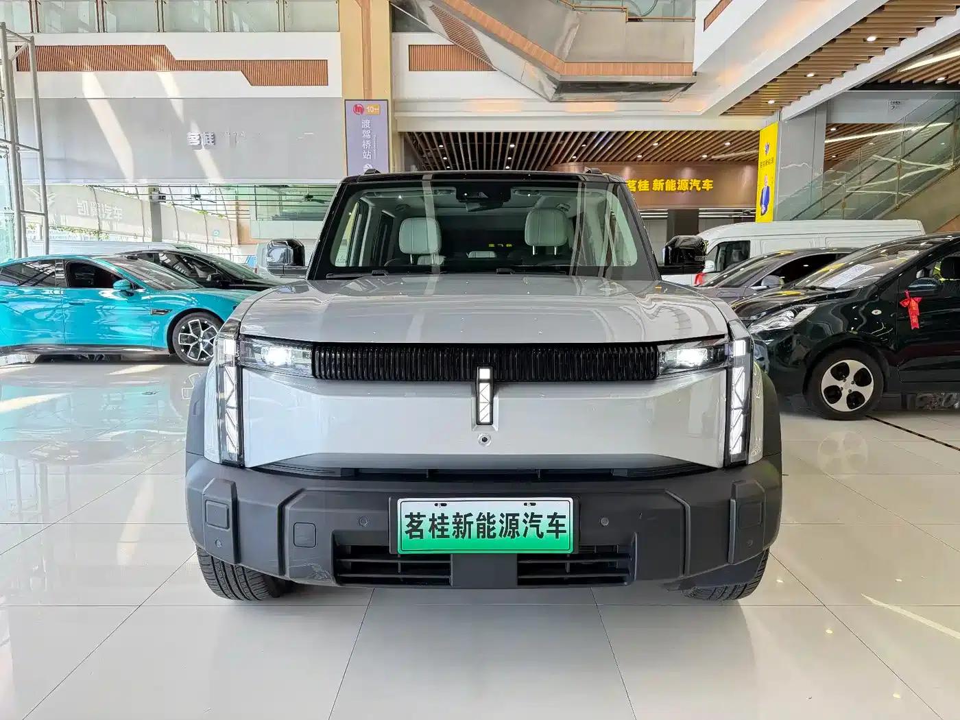 iCAR 03 2024 Model 501km AWD Long Range Advanced Edition — миниатюра 2