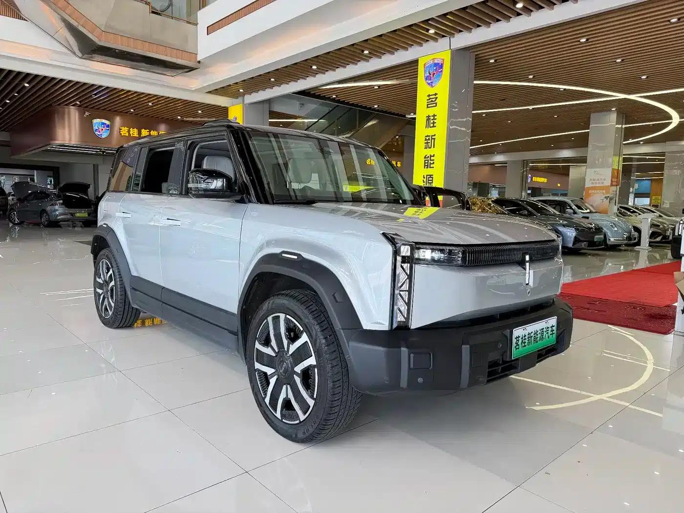 iCAR 03 2024 Model 501km AWD Long Range Advanced Edition — миниатюра 3