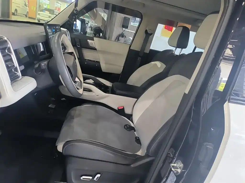iCAR 03 2024 Model 501km 2WD Long Range Version — миниатюра 15
