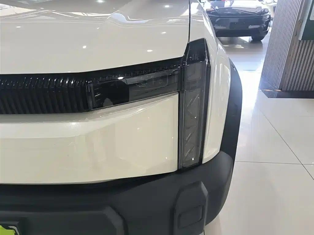iCAR 03 2024 Model 501km 2WD Long Range Version — миниатюра 23