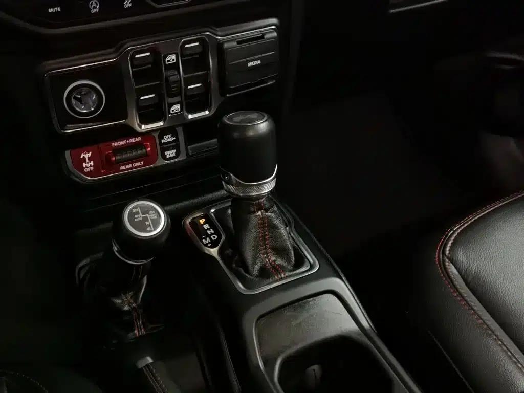 2021 Jeep Wrangler 2.0T Rubicon 4-Door — миниатюра 13