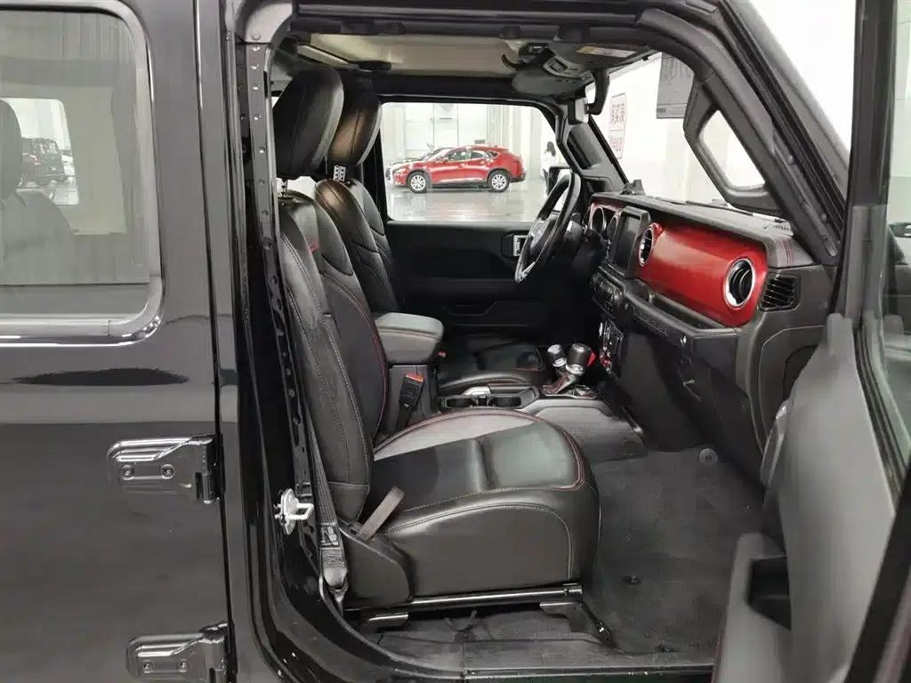 2021 Jeep Wrangler 2.0T Rubicon 4-Door — миниатюра 23