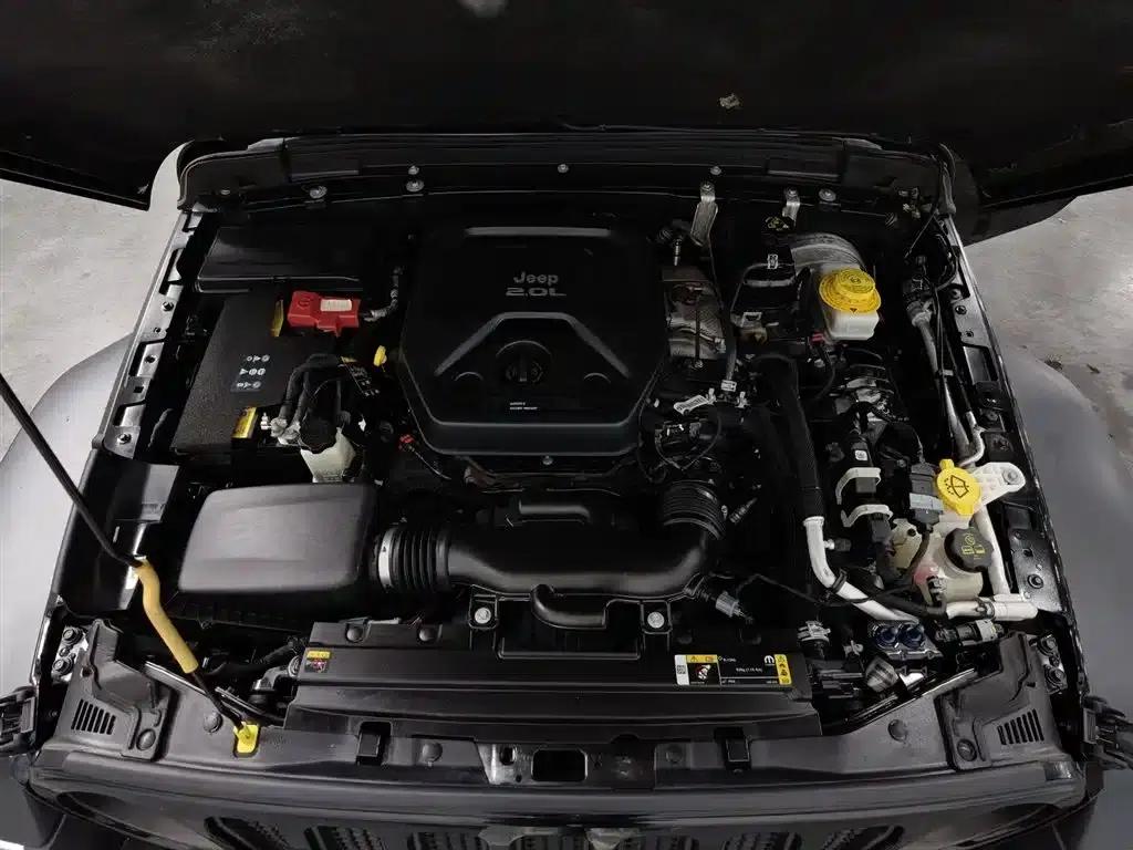 2021 Jeep Wrangler 2.0T Rubicon 4-Door — миниатюра 6