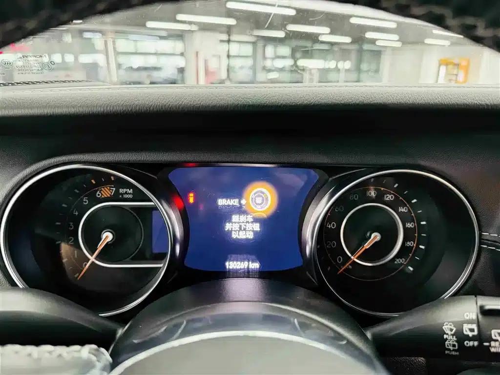 2019 Jeep Wrangler 2.0T Sahara 4-Door Version (China V Emission Standard) — миниатюра 15