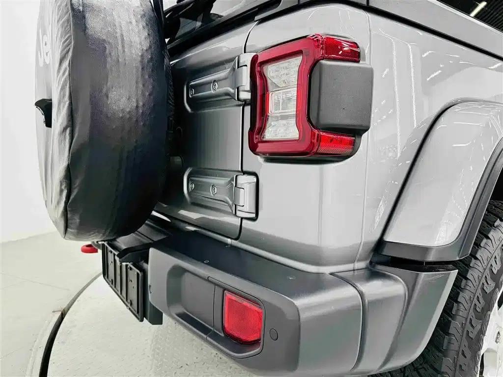 2019 Jeep Wrangler 2.0T Sahara 4-Door Version (China V Emission Standard) — миниатюра 25