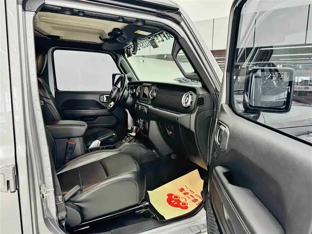 2019 Jeep Wrangler 2.0T Sahara 4-Door Version (China V Emission Standard) — миниатюра 29