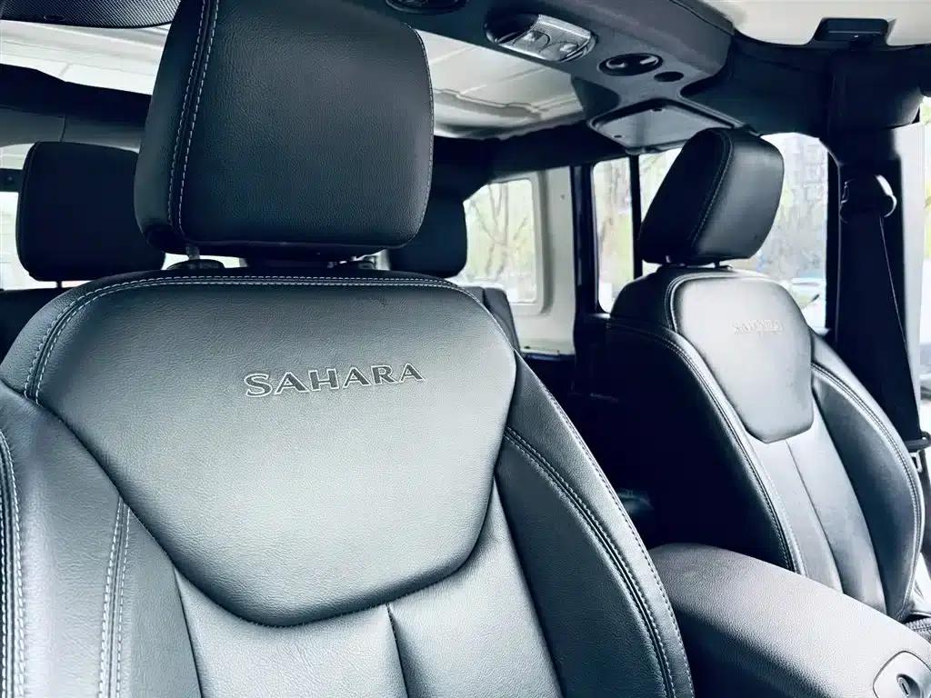 2017 Jeep Wrangler 3.0L Sahara Four-Door Comfort Edition — миниатюра 13