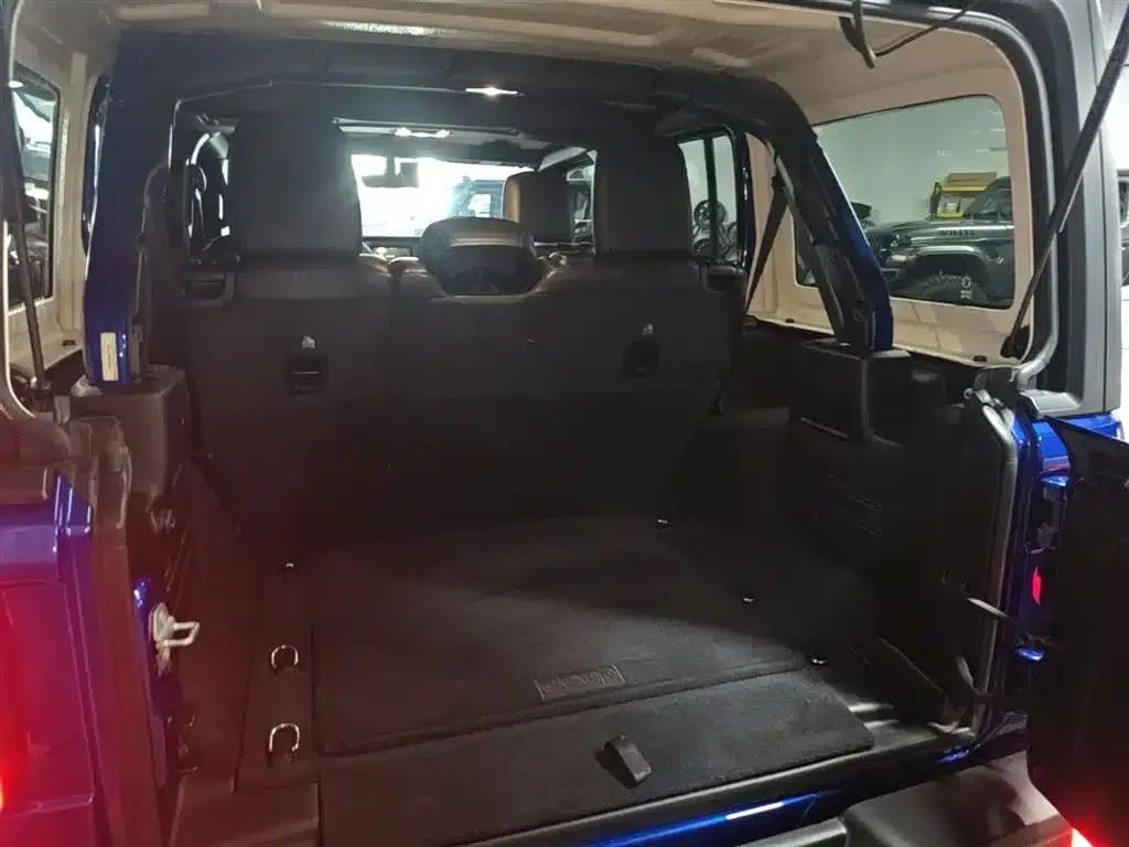 2019 Jeep Wrangler 2.0T Sahara 4-Door Version (China VI Emission Standard) — миниатюра 19