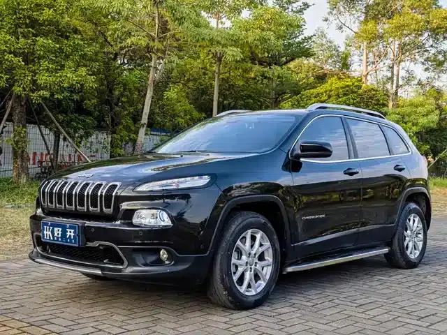 Jeep Cherokee 2016 2.4L Professional Smart Edition