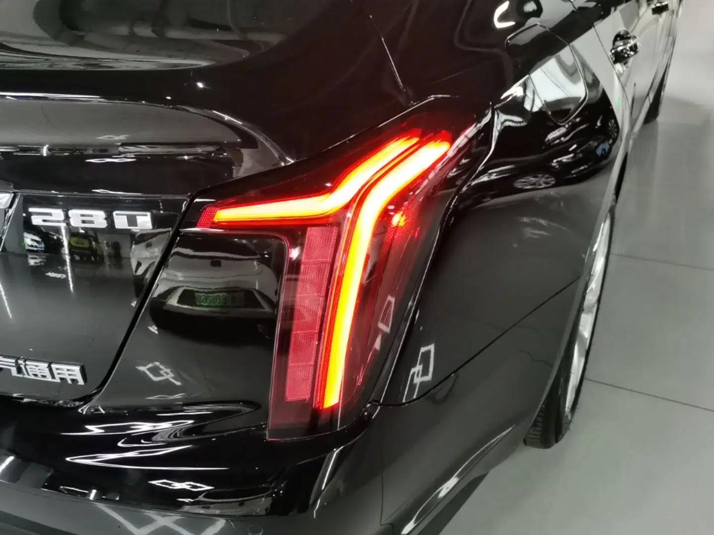 Cadillac CT5 2022 28T Luxury Edition — миниатюра 8