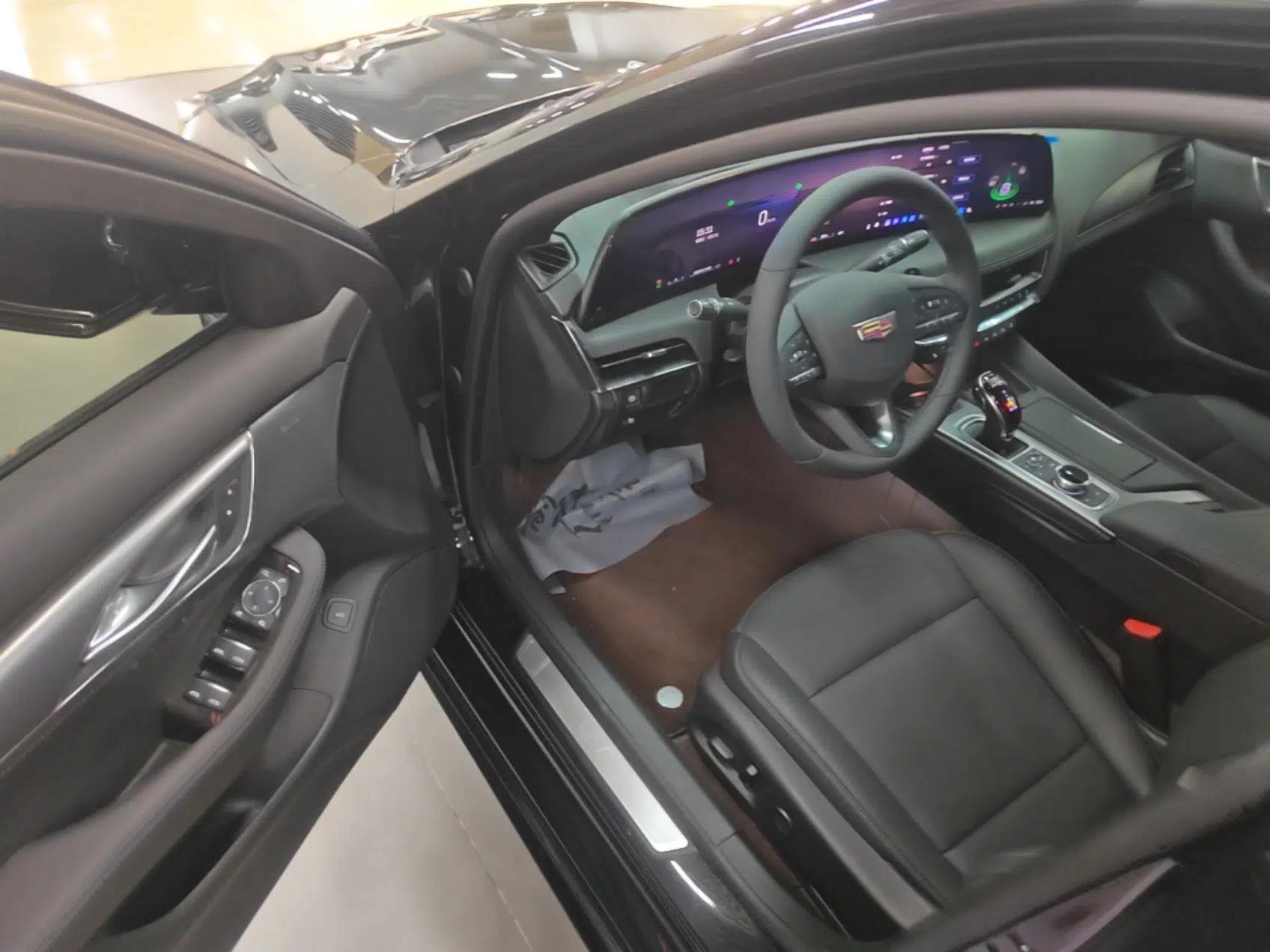 Cadillac CT5 2025 28T Track Performance Edition — миниатюра 19