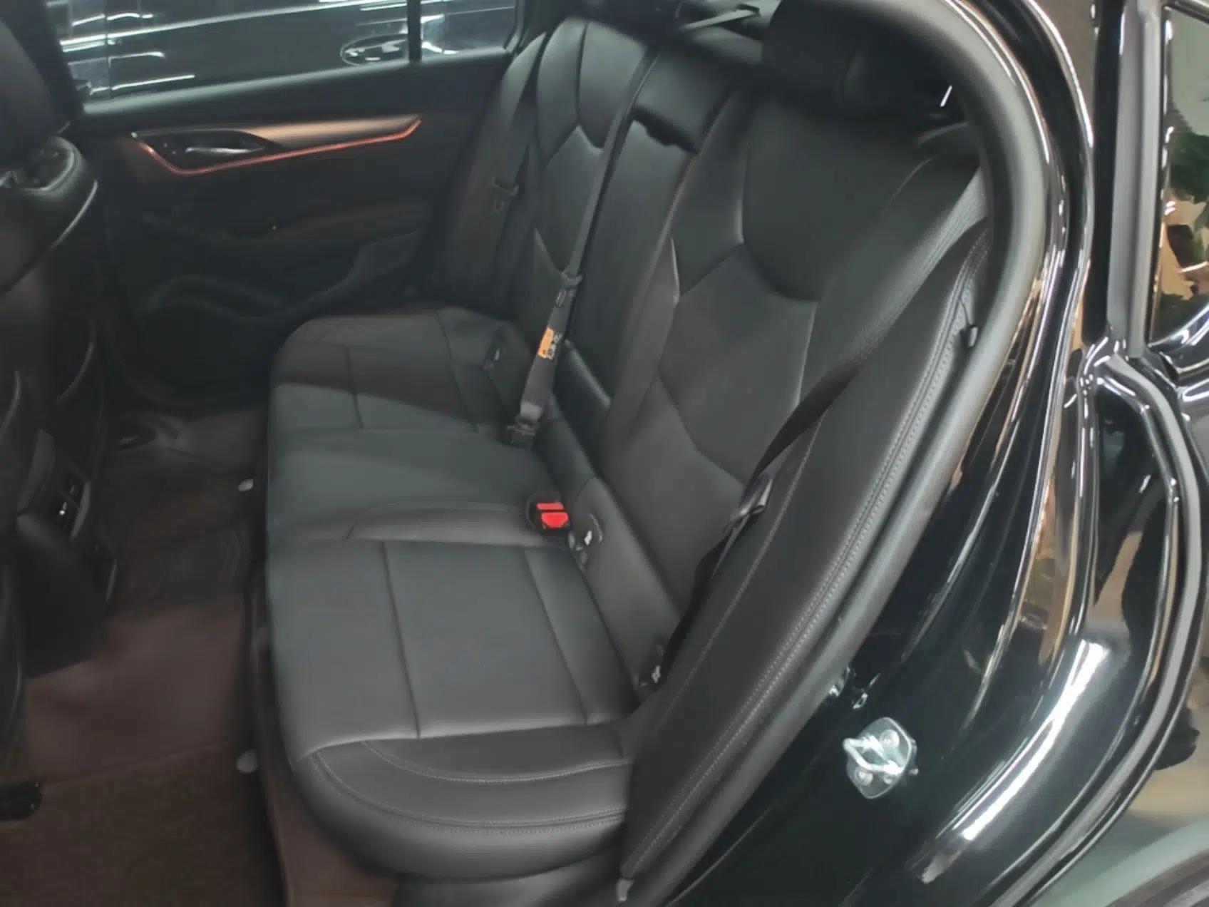 Cadillac CT5 2025 28T Track Performance Edition — миниатюра 20