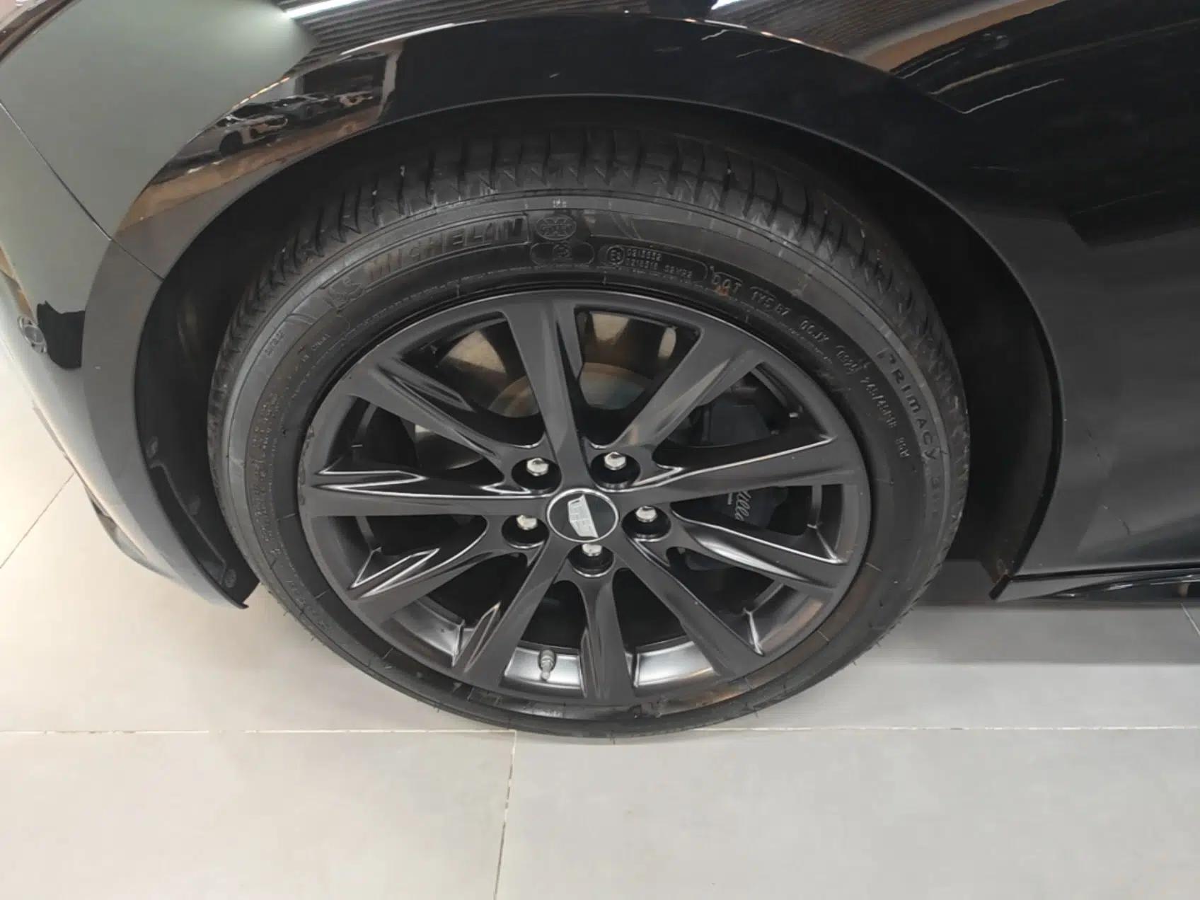Cadillac CT5 2025 28T Track Performance Edition — миниатюра 8