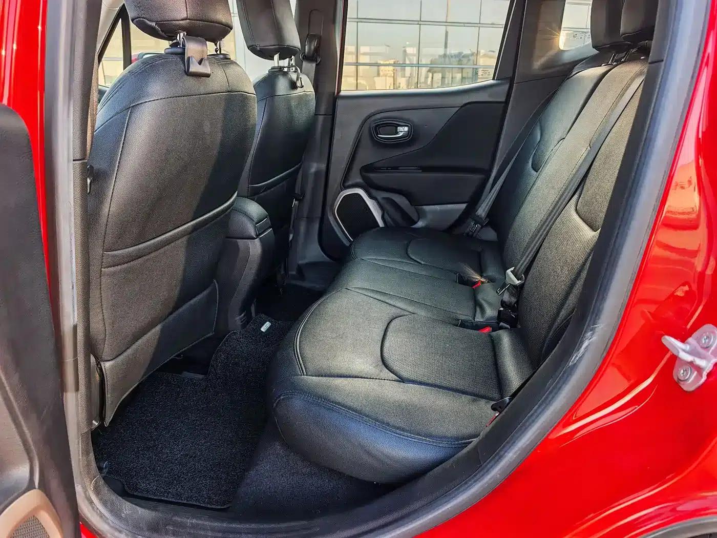 Jeep Renegade 2017 180T Automatic Performance Edition — миниатюра 10
