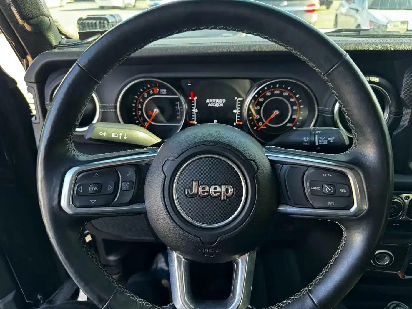 Gladiator 2022 3.6L First Edition — миниатюра 12