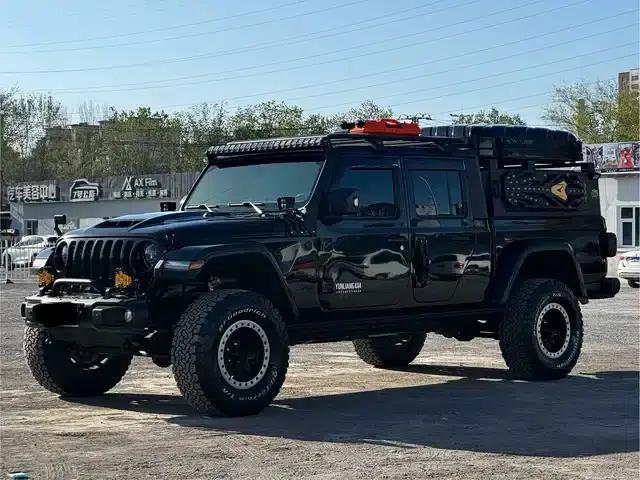 Gladiator 2022 3.6L First Edition