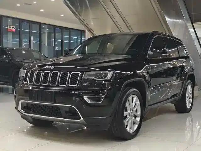 2017 Jeep Grand Cherokee Imported Model 3.0L Comfort Navigation Edition
