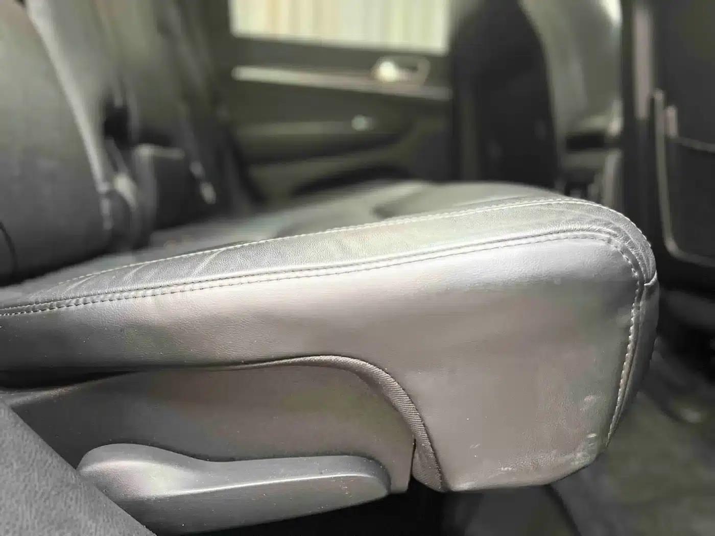 2014 Jeep Grand Cherokee Imported Model 3.0L Comfort Navigation Edition — миниатюра 28