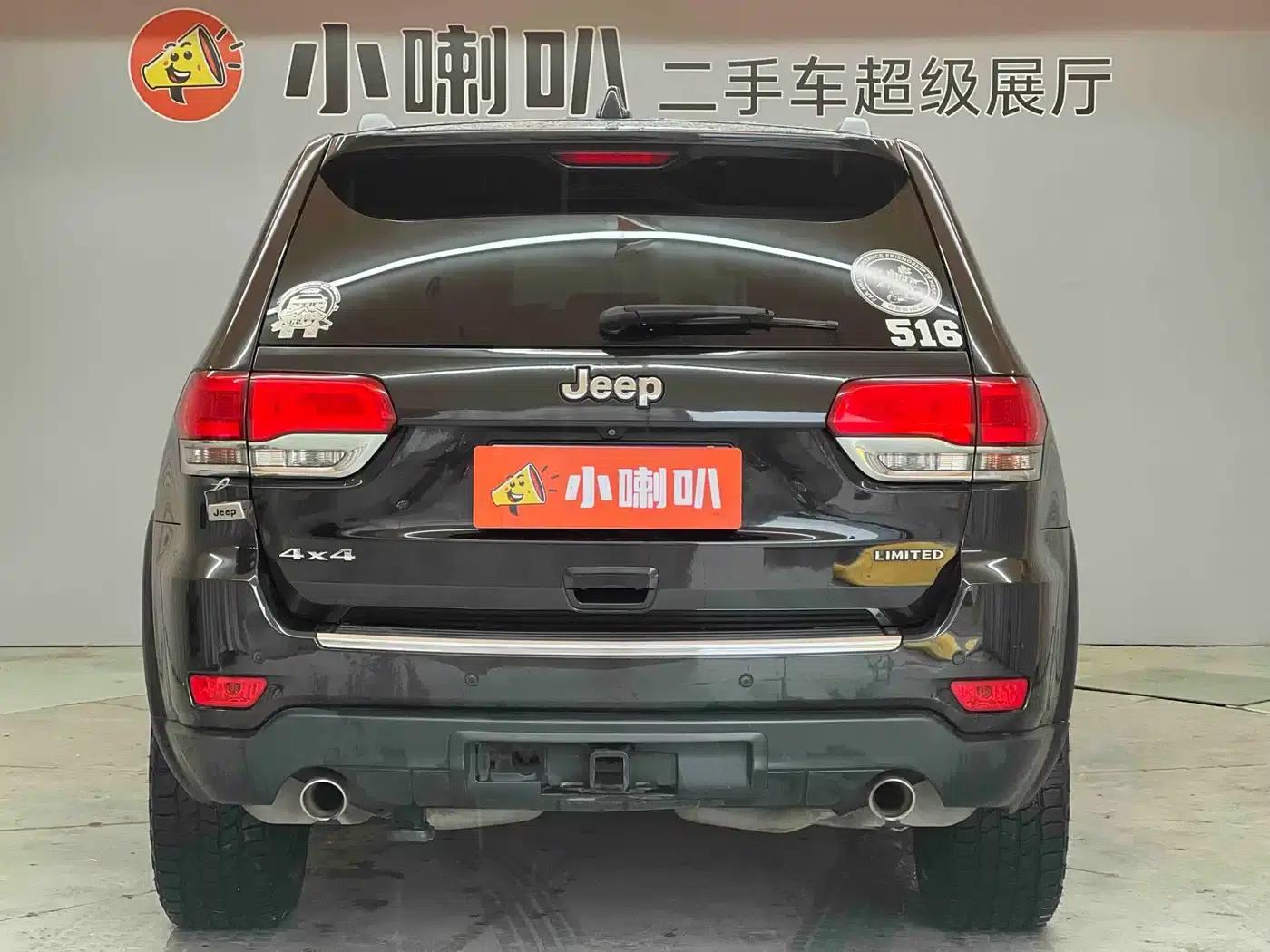 2014 Jeep Grand Cherokee Imported Model 3.0L Comfort Navigation Edition — миниатюра 5