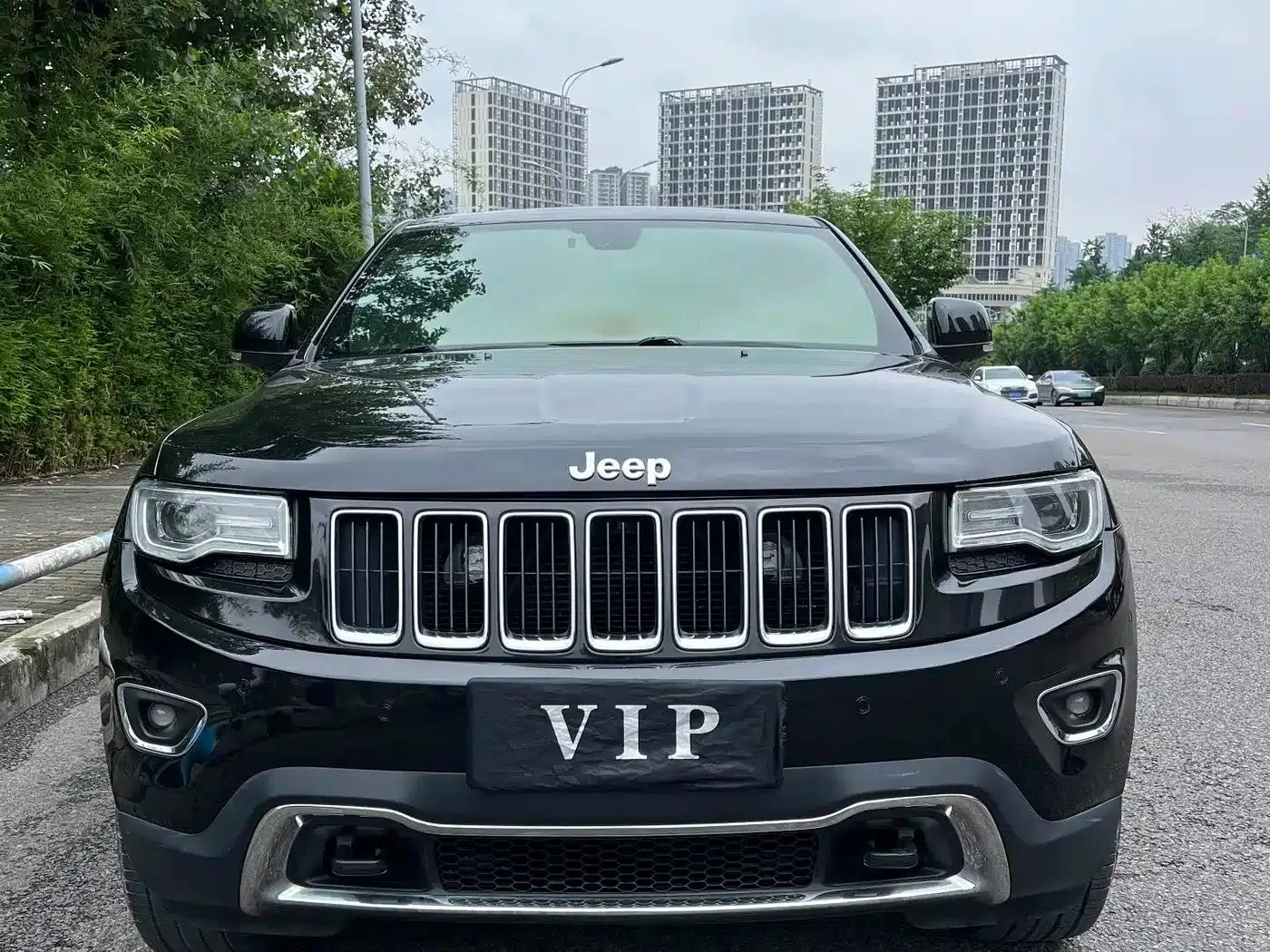 2016 Jeep Grand Cherokee 3.0L Elite Navigation Edition (Imported) — миниатюра 1