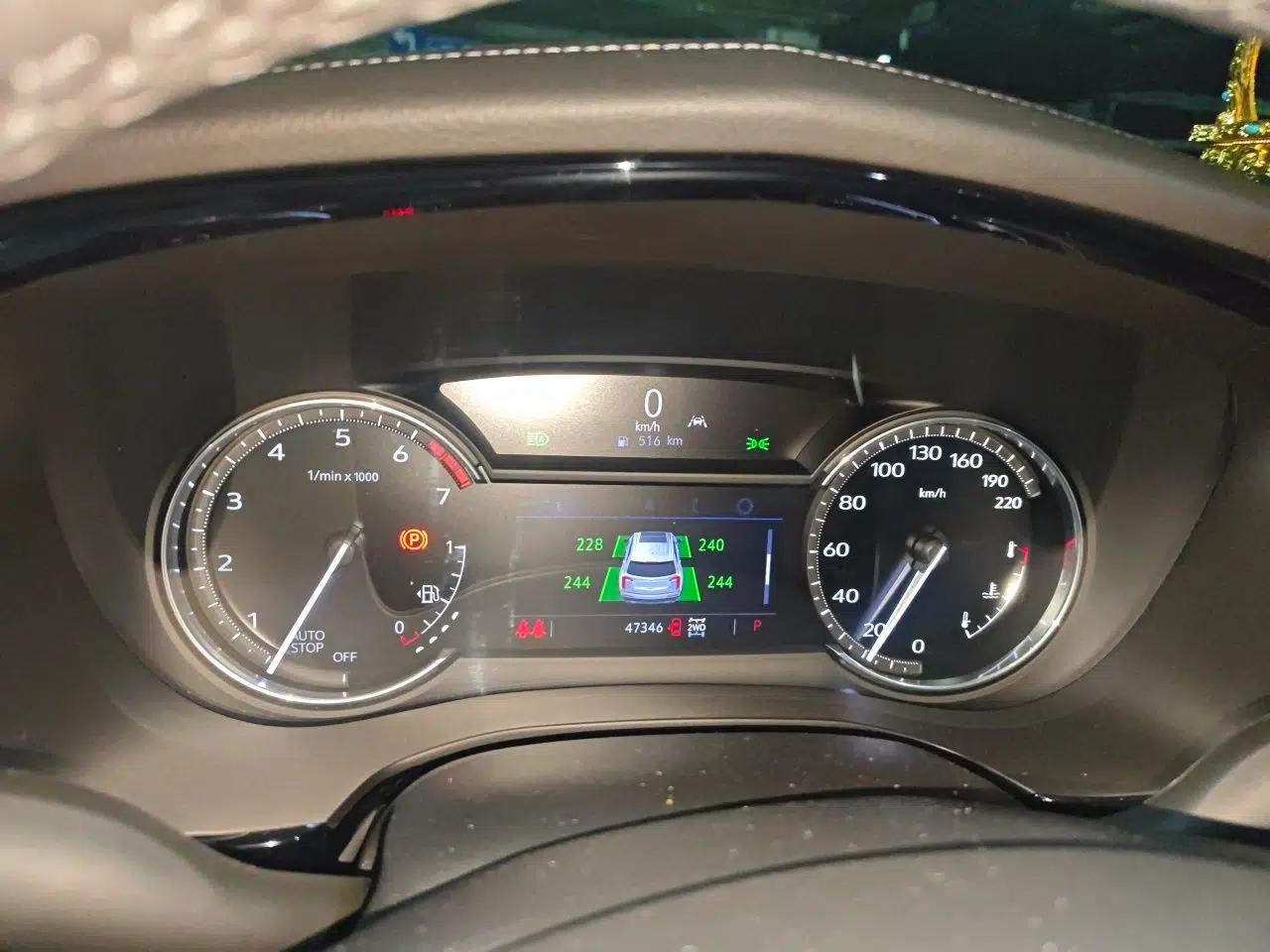 Cadillac XT6 2022 2.0T Six-Seater Four-Wheel Drive Luxury Version — миниатюра 12