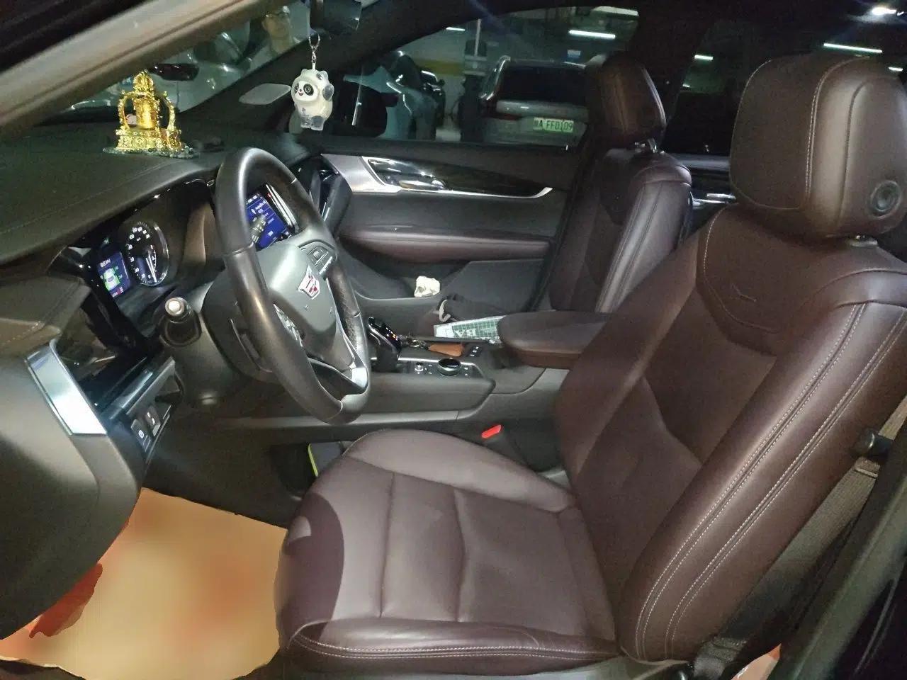 Cadillac XT6 2022 2.0T Six-Seater Four-Wheel Drive Luxury Version — миниатюра 16