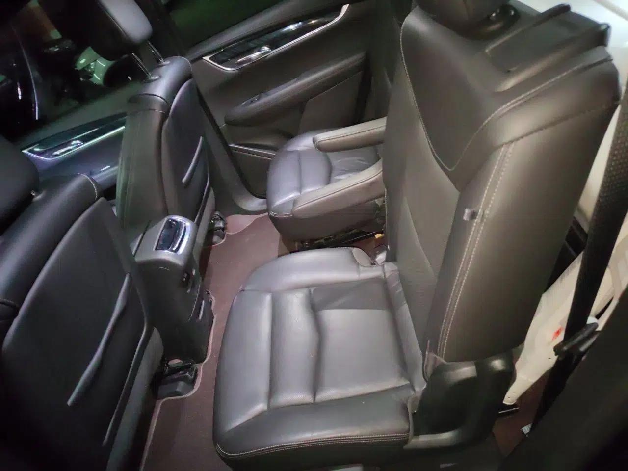 Cadillac XT6 2020 28T Six-Seater Four-Wheel-Drive Luxury Version — миниатюра 18