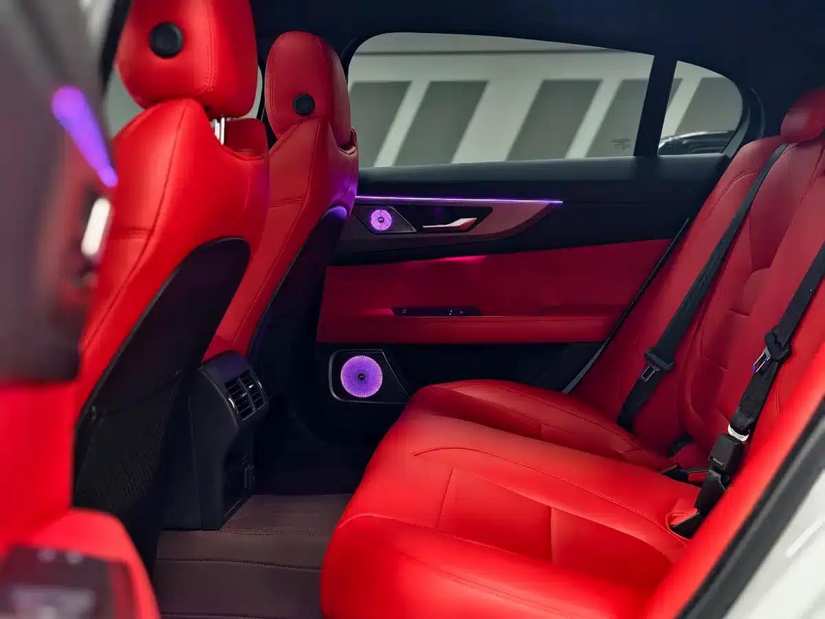 2021 Jaguar XEL 2.0T 250PS R-DYNAMIC HSE Luxury Sport Edition — миниатюра 11