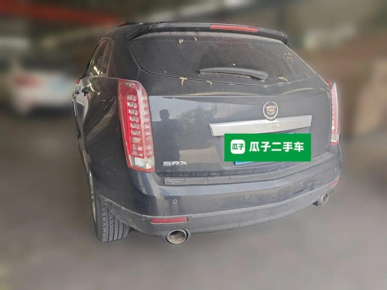 Cadillac SRX 2013 3.0L Elite Model — миниатюра 4