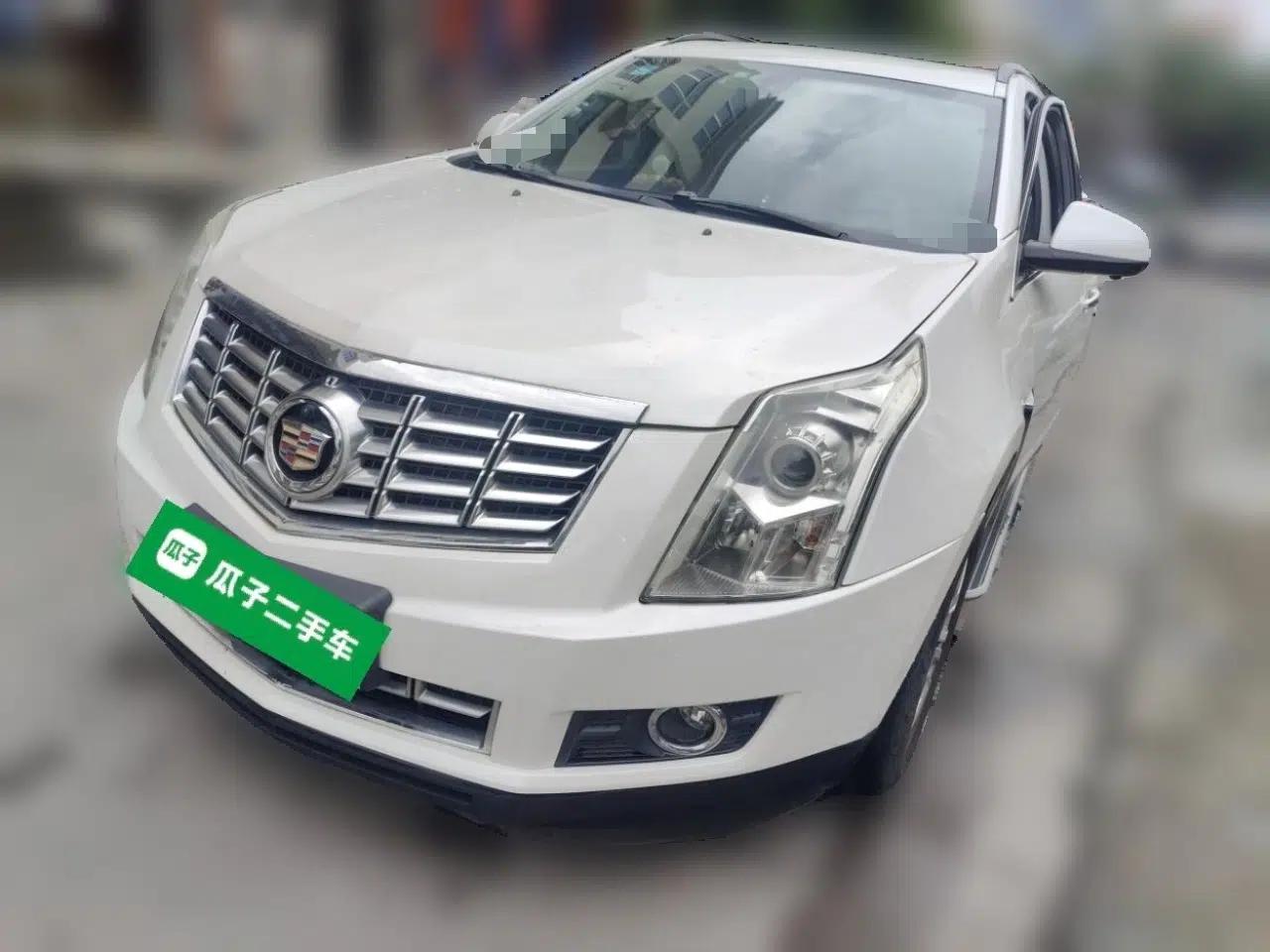 Cadillac SRX 2015 3.0L Comfort Version — миниатюра 1