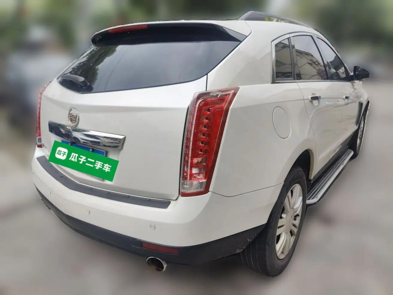 Cadillac SRX 2015 3.0L Comfort Version — миниатюра 6
